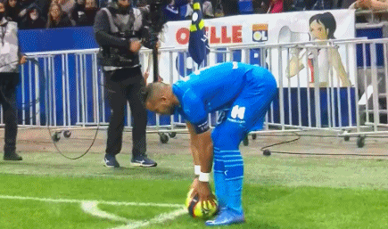 萨拉赫告别迪亚斯：很荣幸能参与你的成功故事，祝你一切顺利