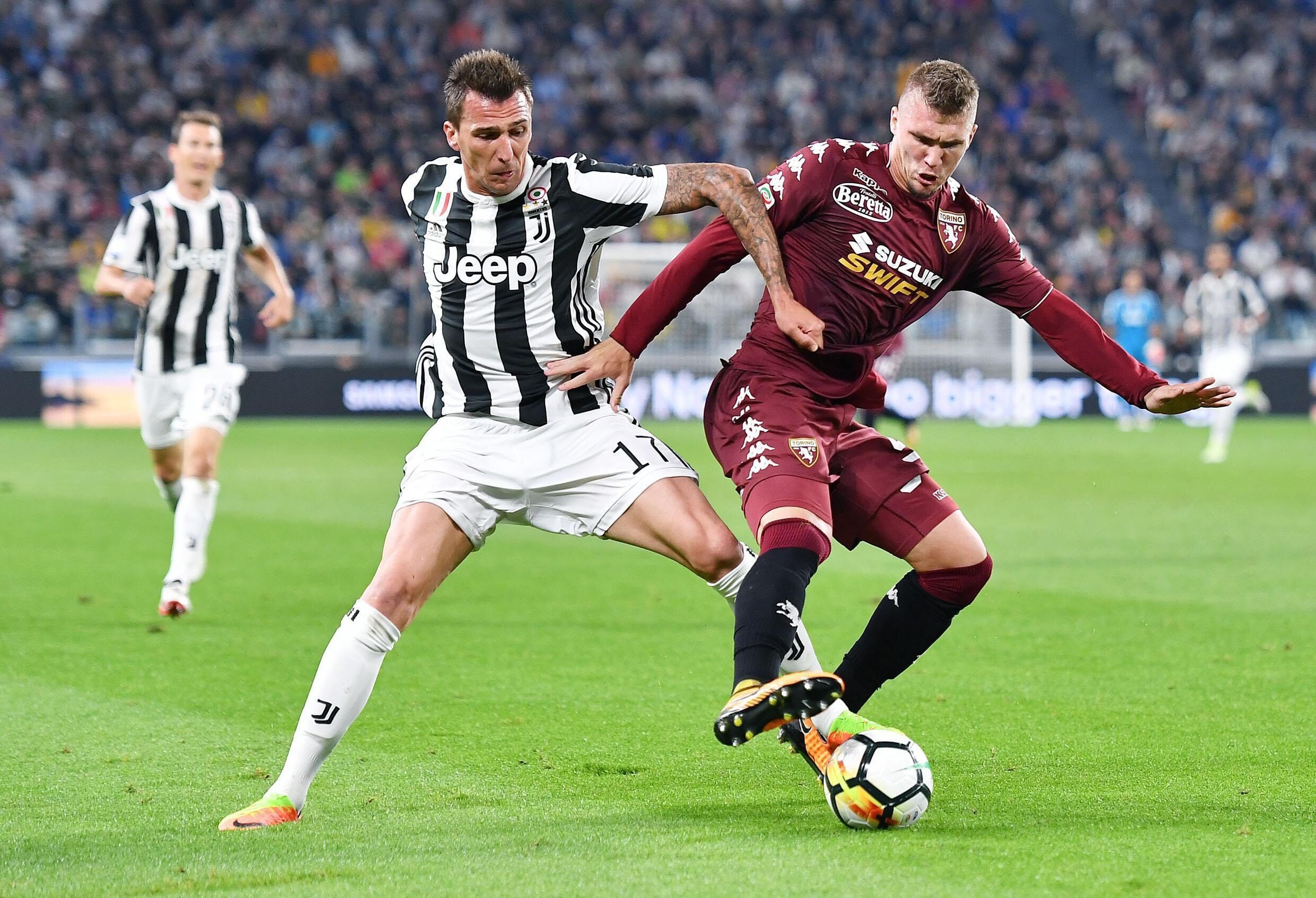 1-3爆冷输球！切尔西两连不胜陷低谷，战术漏洞暴露争冠还远？（1-3冷负！切尔西两轮不胜陷低迷，战术短板暴露，争冠前景堪忧？）