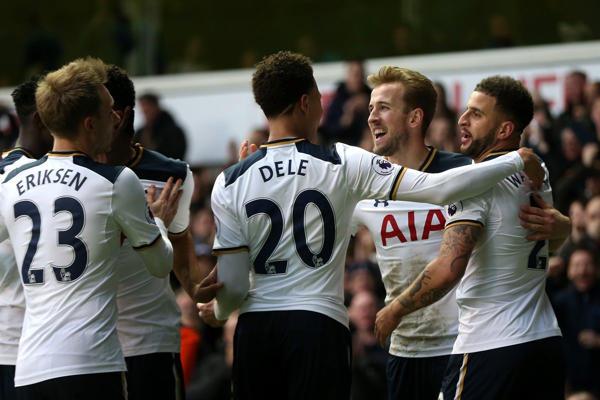 官方：洛萨诺遭遇肌肉过劳，缺席对阵巴拉圭的友谊赛（官宣：洛萨诺因肌肉疲劳无缘与巴拉圭的热身赛）