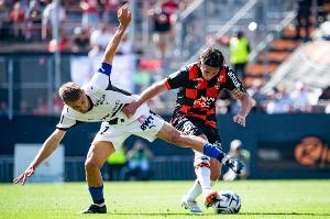 齐沃：无论进球与否劳塔罗都很出色；功劳属于这些冠军球员（齐沃：劳塔罗不论进球与否都很出众，功劳应归于这批冠军球员）