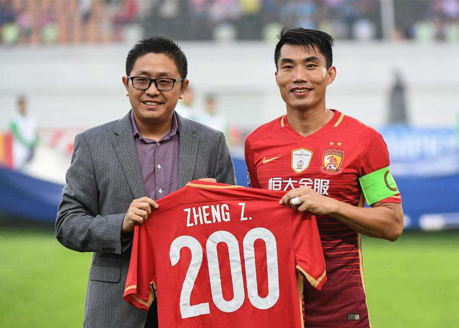 诺坎普是否以梅西球场命名？巴萨副主席：看球迷会员如何决定（诺坎普是否更名为“梅西球场”？巴萨副主席：由球迷会员定夺）