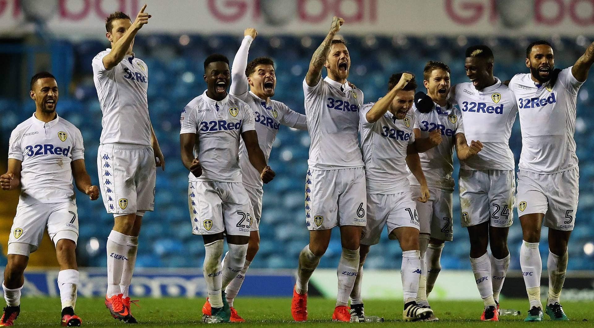 杨一鸣发文总结本赛季，动态中有多张与老东家成都交锋的画面（杨一鸣发文回顾赛季，晒多张对阵老东家成都的画面）