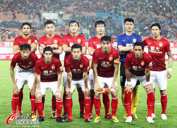 巴萨近16次对阵阿拉维斯保持不败，两队近26次交手巴萨仅1负（巴萨对阿拉维斯16战不败，近26次交锋仅输1场）