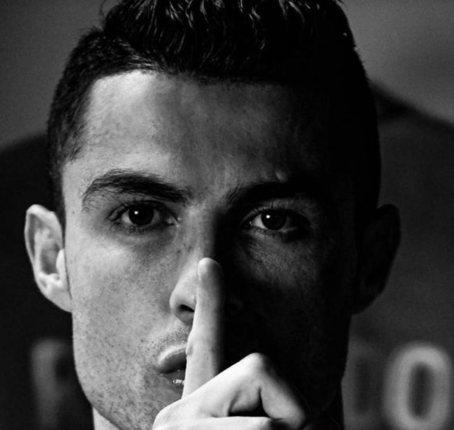 罗马诺：迈阿密国际希望留住阿连德，目前正在就留队条件谈判（罗马诺：迈阿密国际力争挽留阿连德，双方正就留队条款磋商）