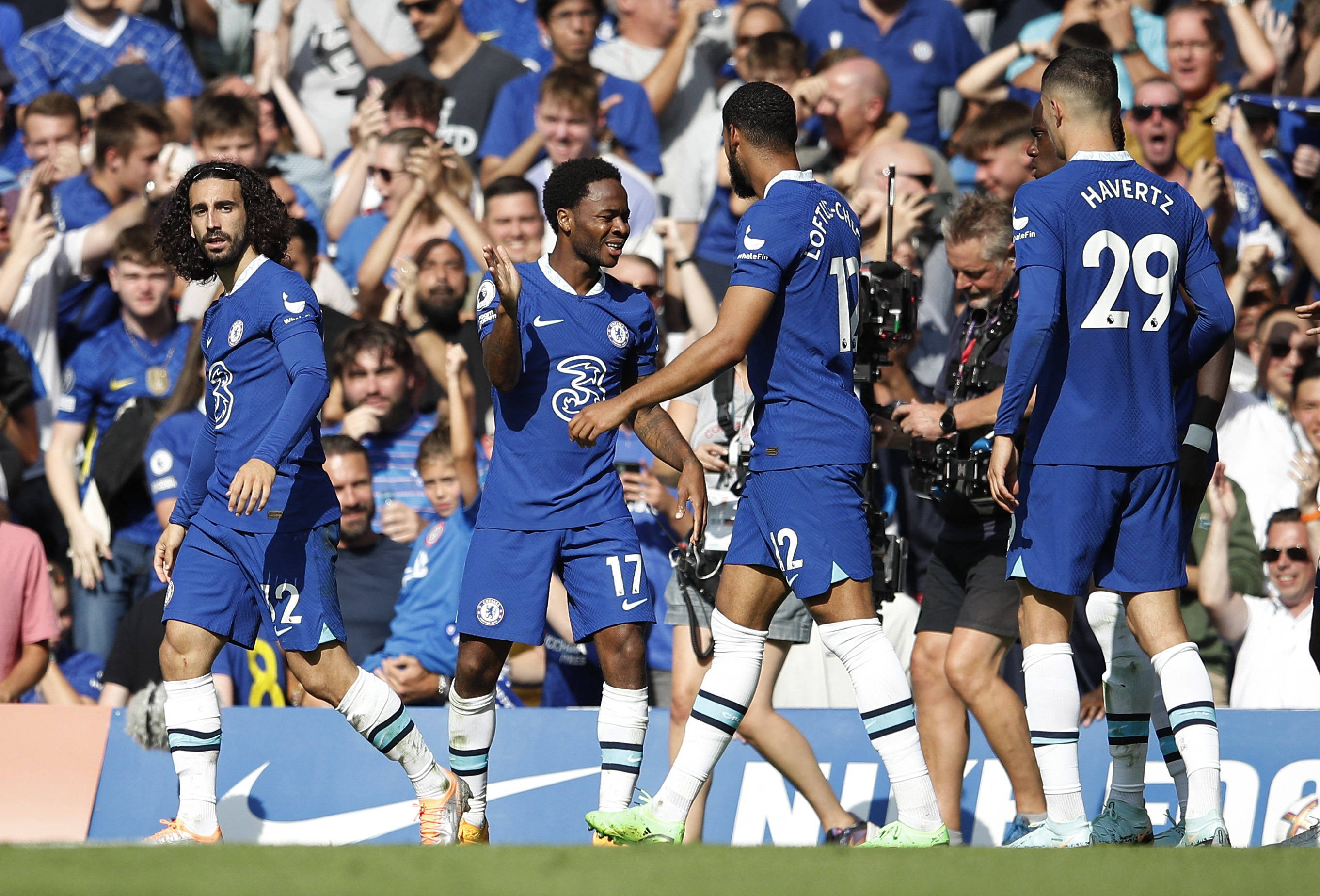 罗马诺：曼联与加拉格尔团队保持联系，马竞坚持要求永久转会（罗马诺：曼联持续与加拉格尔团队对话，马竞仅接受永久转会）