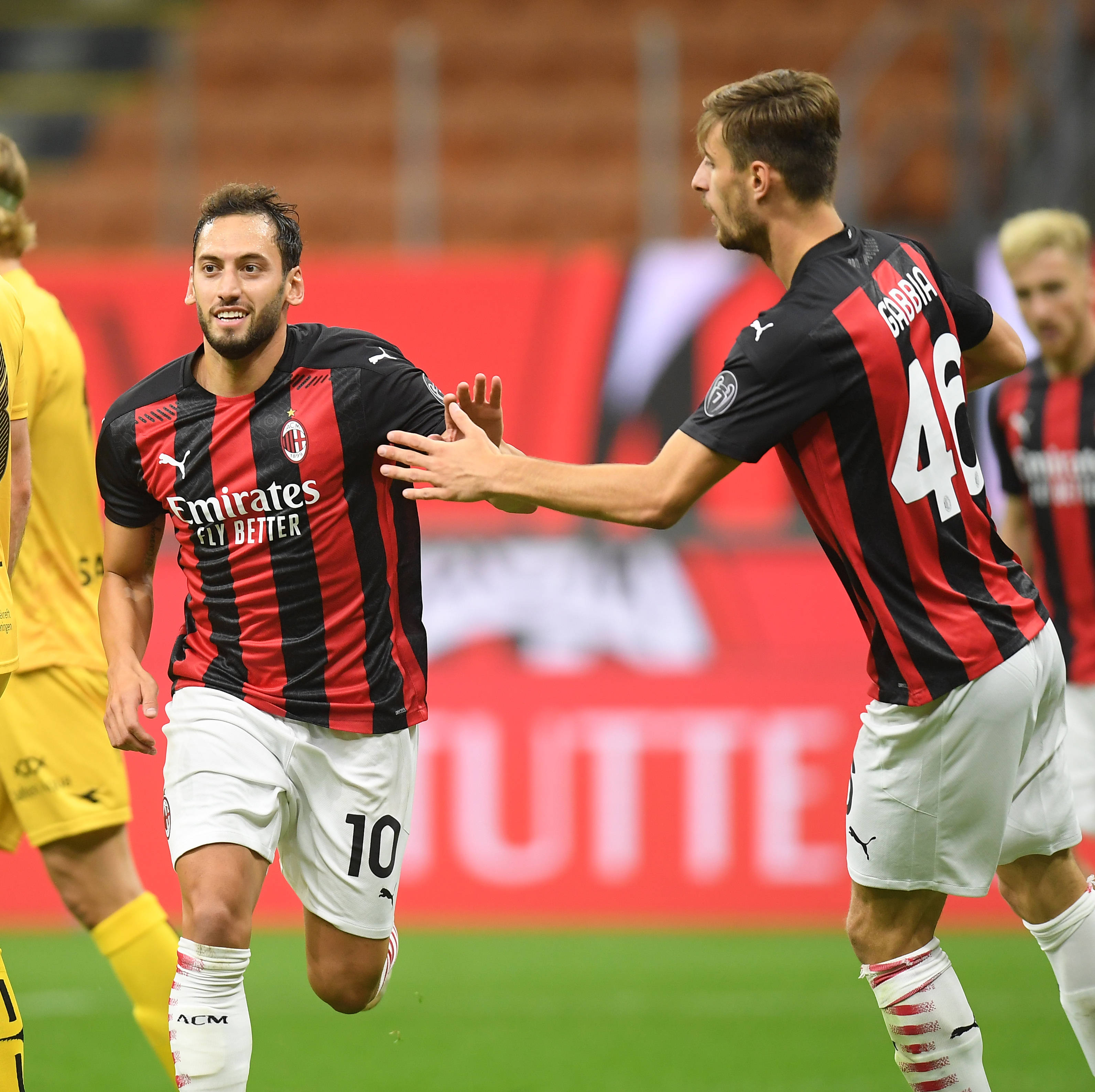 法兰克福主帅：球队上次客战巴萨是次伟大的经历，但已成历史（法兰克福主帅：上回客场对阵巴萨经历非凡，但已成过去）